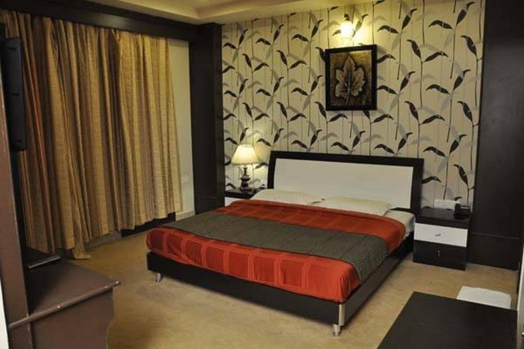 Hotel Seven Sky Clarks Exotica Bhuj Pokoj fotografie