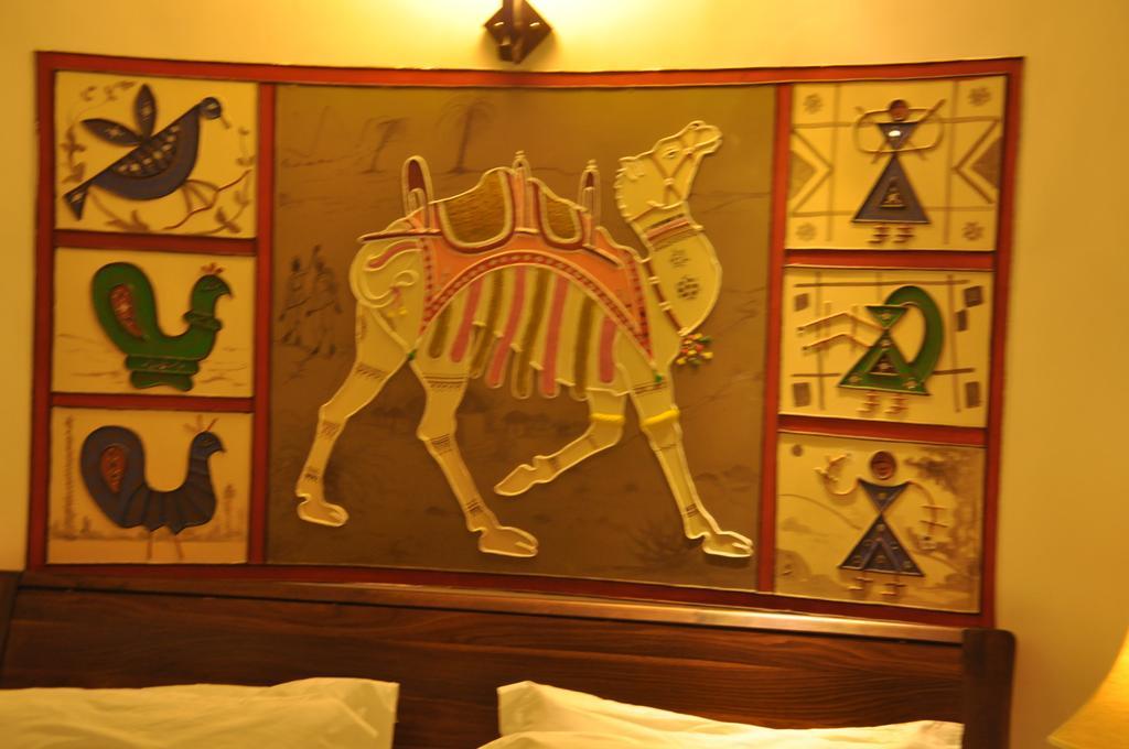 Hotel Seven Sky Clarks Exotica Bhuj Exteriér fotografie